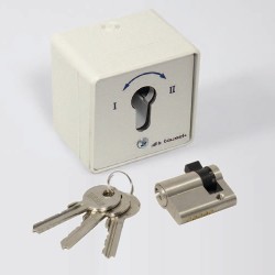 Włącznik kluczykowy w obudowie MP-APZ 1 - 2T TOUSEK 13360230 z wkładką i 3 kluczami